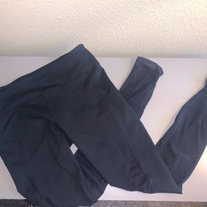 Fabletics Inner Leg Mesh Panel (S) Black, Soft, Tight, Fitting